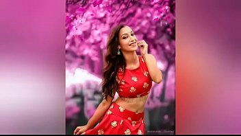 Reproduzir Nova atriz de tv indiana anjali full xxx story chudai story