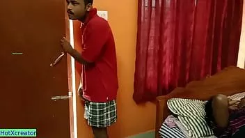 play インドの美しい罪のないバビが泥棒に犯される!!主婦のセックス