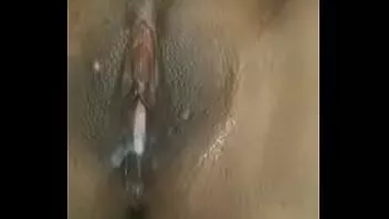 Abspielen Heiße Desi-Schlampe Kavita Sex mit ihrer Freundin