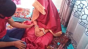 चलाएँ भारतीय सेक्सी अंजलि भाभी है सिखा रही है उसके साले के लिए सेक्स