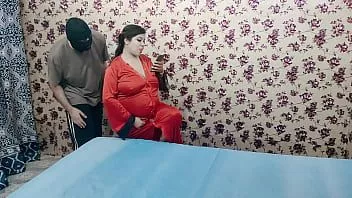 play Kakak menangkap saudara tirinya menonton film kotor dan berhubungan seks dengannya