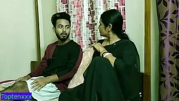 play 熱い継母とのインドの十代の少年素晴らしいセックス！クリアなオ​​ーディオとインドの純粋なタブーセックス