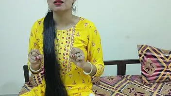 play Saudara tiri India tersesat di gunting kertas batu dan yakin untuk bercinta dengan saudara tiri perempuan dalam video suara hindi