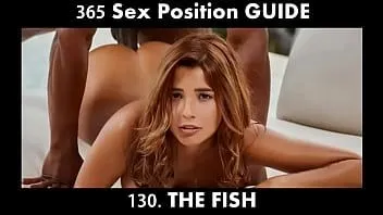 再生 魚のセックスの体位。セックス中に妻の大きなうめき声を聞きたい場合は、この体位を試してください（ヒンディー語の365のセックス体位カーマスートラ）