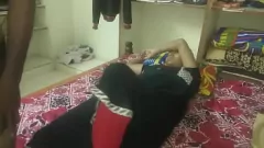 play Telugu MILF Aunty devient mouillée et sauvage: Desi Cum dans la chatte rasée
