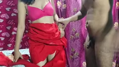 Reproducir El antojo anal de la esposa india desi satisfecho con la acción dura