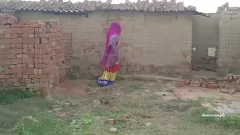 play Encontro fumegante de Desi Bhabhi: buceta raspada e bunda grande fodida com força