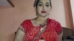 Jouer La chatte humide de Desi Wife a soif de bite lors d'une rencontre romantique