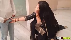 Reproducir Punjabi Bhabhi y Bihari Novio: Encuentro hardcore humeante