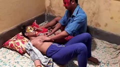 play Napalona indyjska żona satysfakcjonuje Devar w amatorskim hardcore Desi Encounter