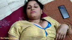 Odtwórz Mój sąsiad Annu Bhabhi's Dirty Talk i parna sesja seksualna