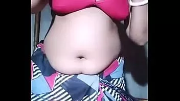 play العصير bhabhi تظهر لها الثدي دسم